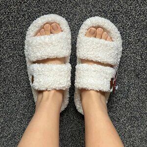 🆕Women's Vanilla-Ice Fuzzy Open-toe Slippers Soft Comfy Foam Indoor House Shoes